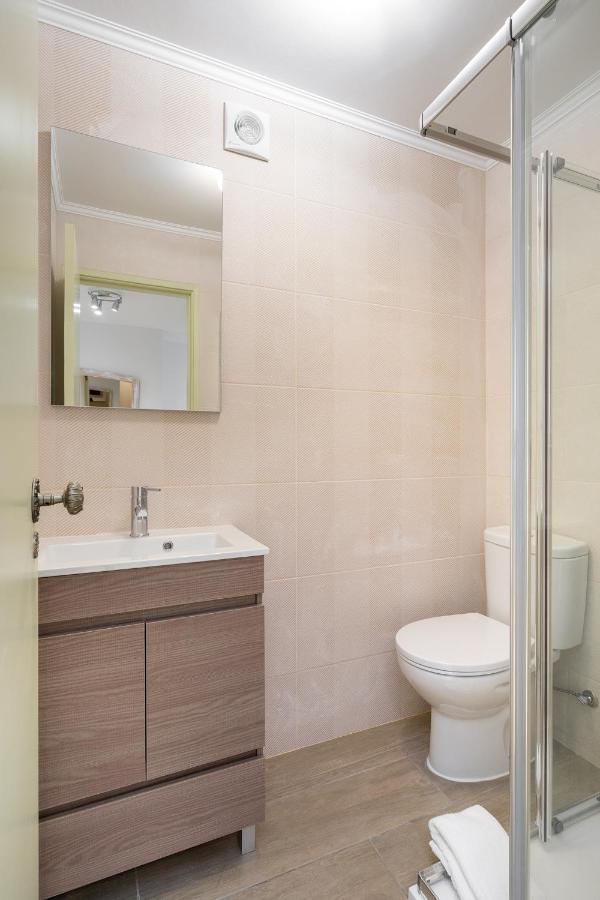 Acqua Vista Family Apartment - 200M From Beach Porches  Dış mekan fotoğraf